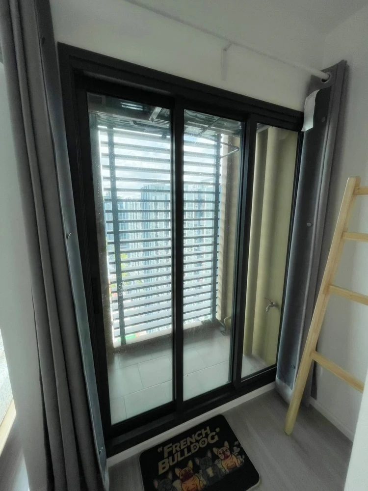 Urgent sale!! Condo Denim Chatuchak, 20th floor, Building A, decorated in Muji style, very livable, fully furnished, ready to move in, don't miss out!