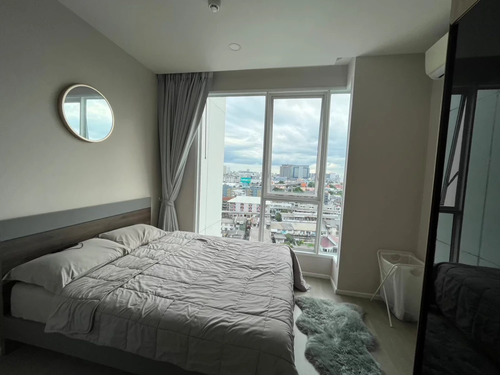Urgent sale!! Condo De Lapis Charan 81, 21st floor, beautiful room, fully furnished, ready to move in. Reserve now!!