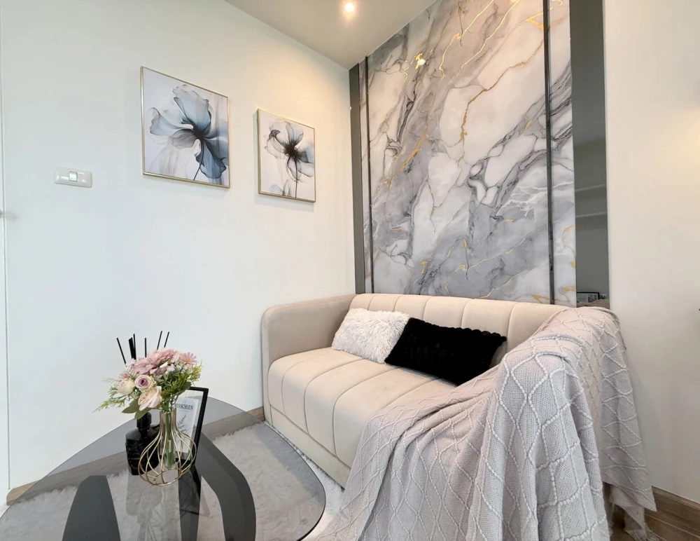 Urgent sale!! Condo The Trust Residence Pinklao (Borommaratchachonnani). Fully furnished with amenities. Ready to move in. Don't miss out!!