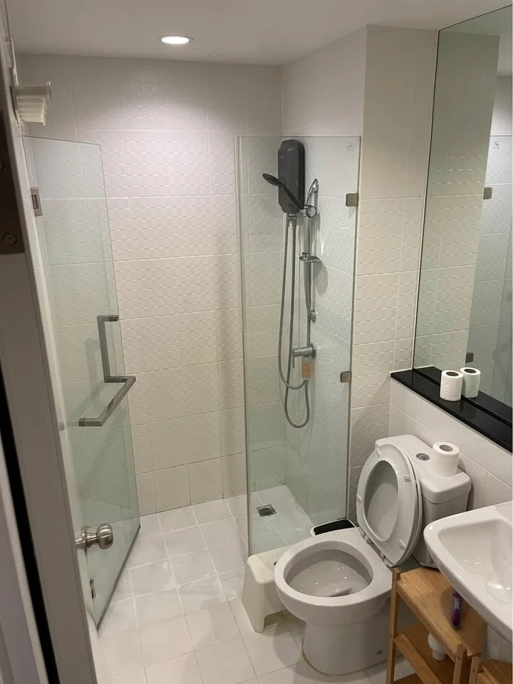 Urgent sale!! Condo The Tree Interchange, 2 bedrooms, 32nd floor, Chao Phraya River view, good price, hurry up and book now!!