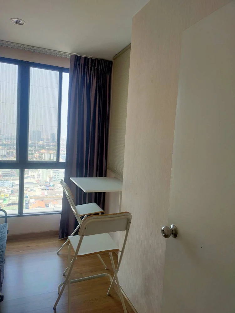 Urgent sale!! Condo The Tree Interchange, 2 bedrooms, 32nd floor, Chao Phraya River view, good price, hurry up and book now!!