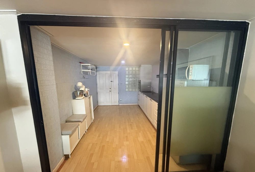 Urgent sale!! Condo at The Waterford Rama 4, 5th floor, fully furnished, ready to move in! Don't miss out!!