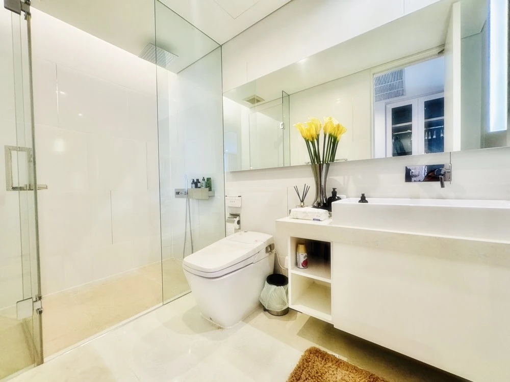 Urgent sale!! Condo The Bangkok Sathorn, 42nd floor, Building D, beautiful room, ready to move in, good price, hurry to book now!!