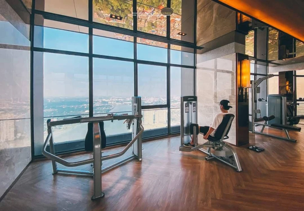 Urgent sale!! The Politan Aqua Condo, 59th floor, great river view. Fully decorated, good price, book now, don't miss out!!