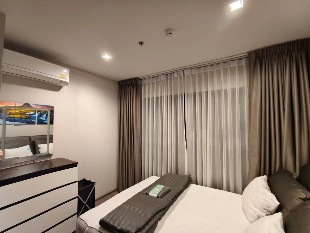 Urgent sale!! The Politan Aqua Condo, 59th floor, great river view. Fully decorated, good price, book now, don't miss out!!