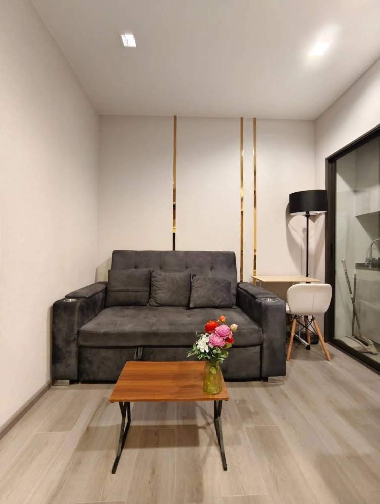 Urgent sale!! The Politan Aqua Condo, 59th floor, great river view. Fully decorated, good price, book now, don't miss out!!
