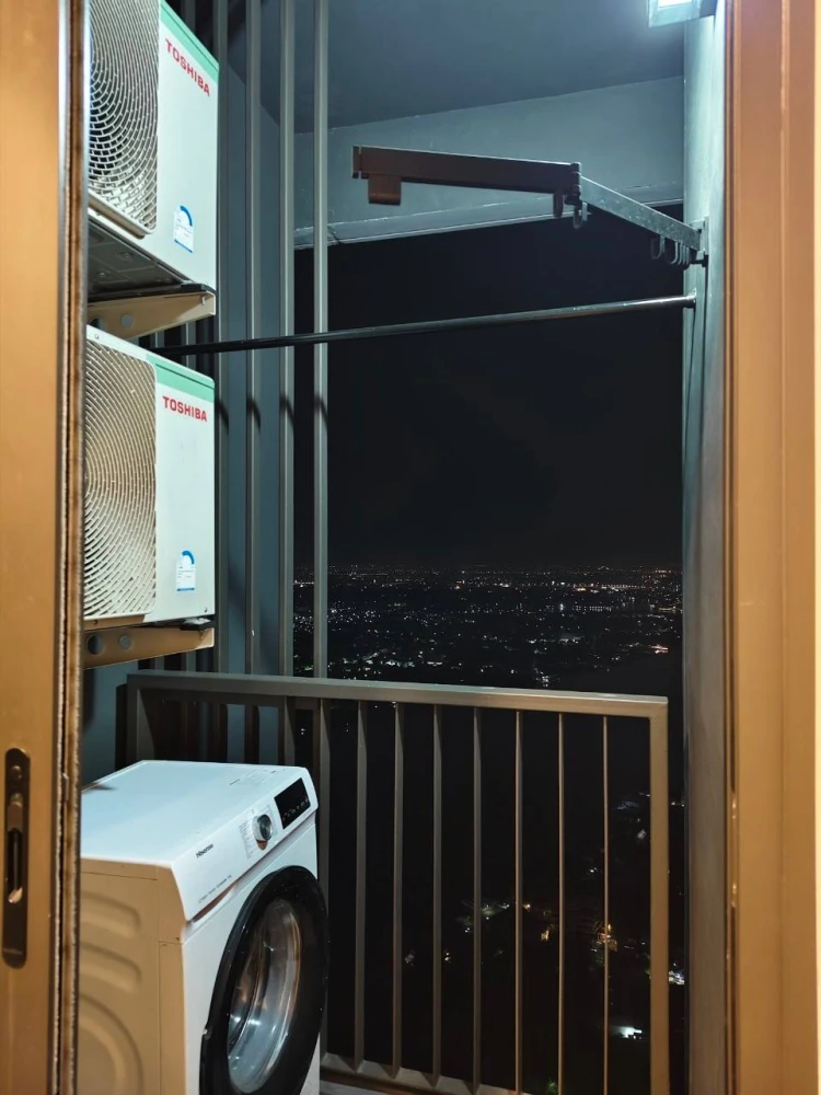 Urgent sale!! The Politan Aqua Condo, 59th floor, great river view. Fully decorated, good price, book now, don't miss out!!