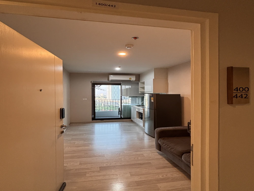 Urgent sale!! Condo The Privacy Rama 9, 18th floor, beautiful room, fully furnished, good price, don't miss it!!