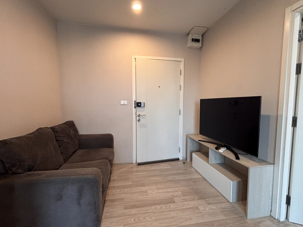 Urgent sale!! Condo The Privacy Rama 9, 18th floor, beautiful room, fully furnished, good price, don't miss it!!