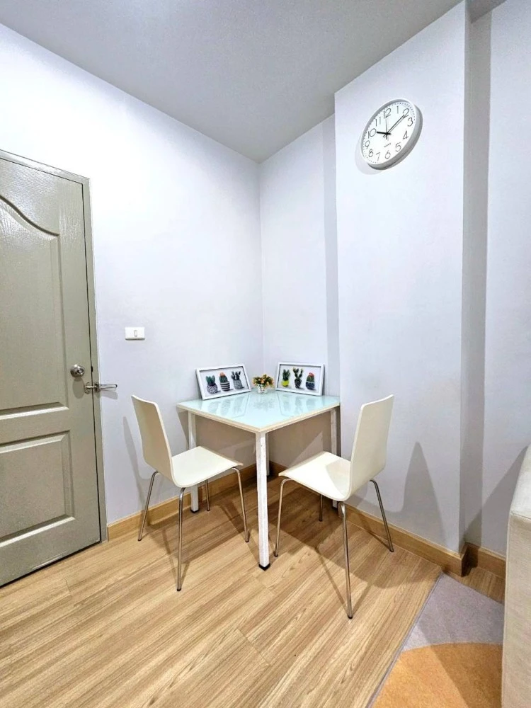 Urgent sale!! Condo The Kit Tiwanon, beautiful room, clean, very good condition, ready to move in immediately, book now!!