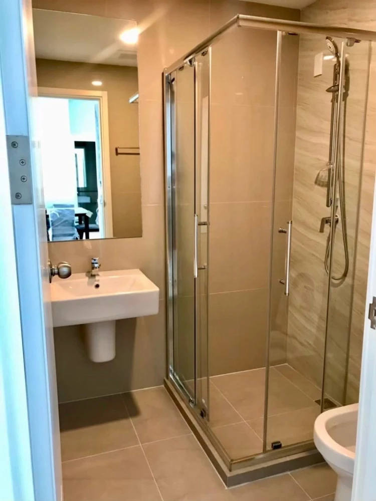 Urgent Sale!! Condo The Tree Sukhumvit 71-Ekkamai, 30th floor, Private Zone, Fully Furnished, Ready to Move In! Reserve now! Don't miss out!!