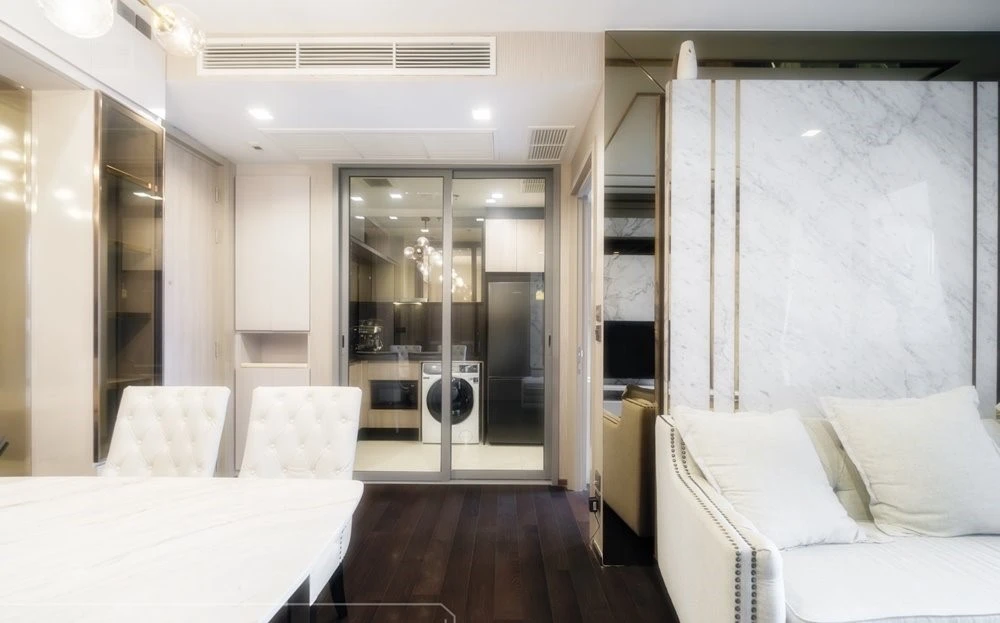 Urgent sale!! Condo The Line Ratchawithi, 22nd floor, beautifully decorated, fully built-in furniture, near BTS Ratchawithi, hurry and book now!!