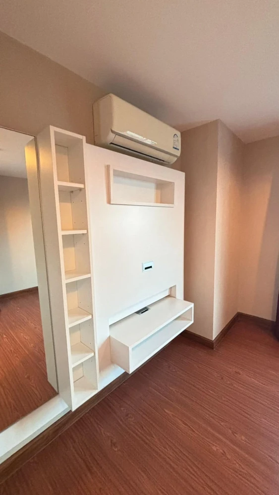Urgent sale! Condo Belle Grand Rama 9, empty room, not too expensive. Room decorating lovers, don't miss out!