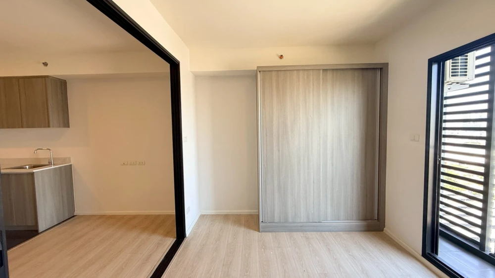 Urgent sale! A Space Mega Bangna condo, unfurnished unit, 21st floor, North facing, IKEA view. Amazing price! Don't miss out!
