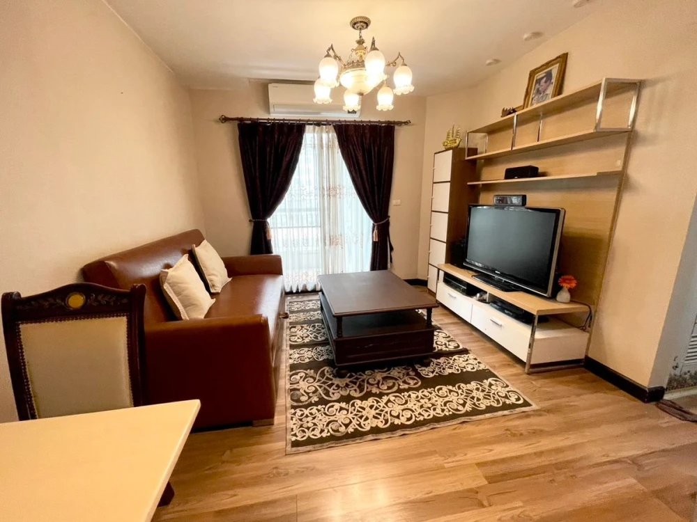 Urgent sale!! Condo Eksin Place, 11th floor, corner room, beautiful view, fully furnished, just bring your bags and move in. Don't miss out!!