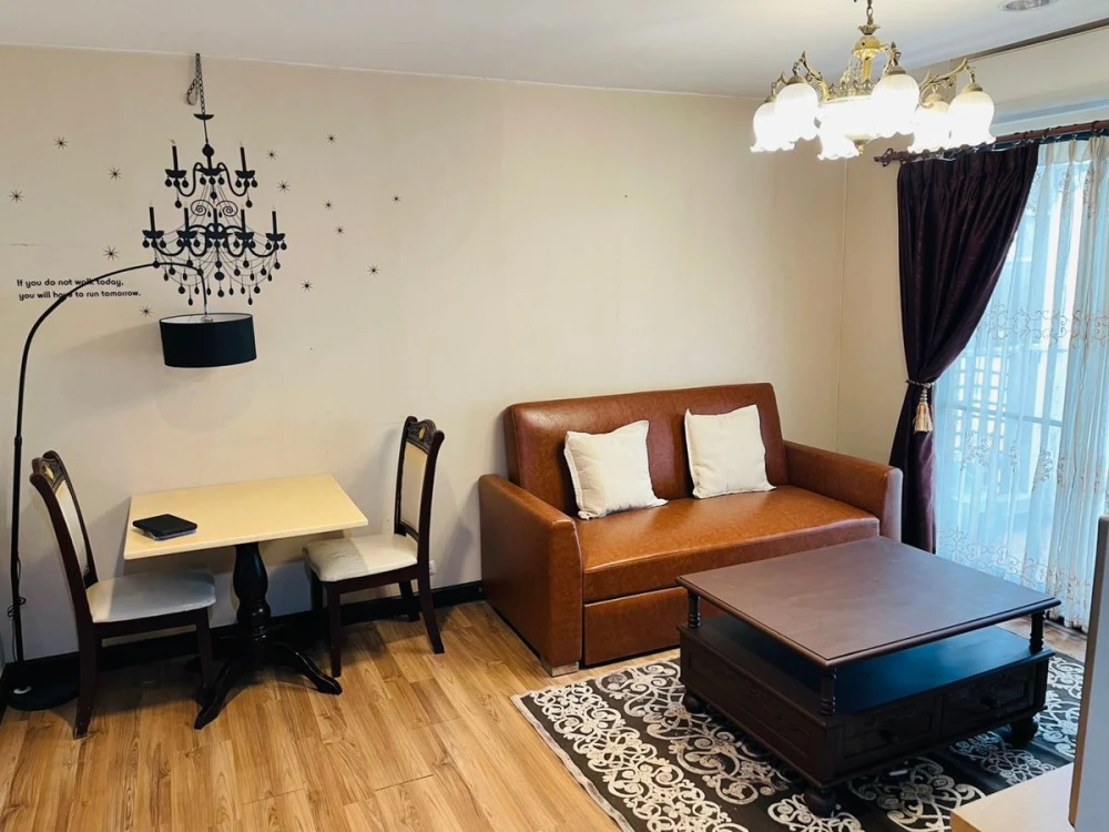 Urgent sale!! Condo Eksin Place, 11th floor, corner room, beautiful view, fully furnished, just bring your bags and move in. Don't miss out!!