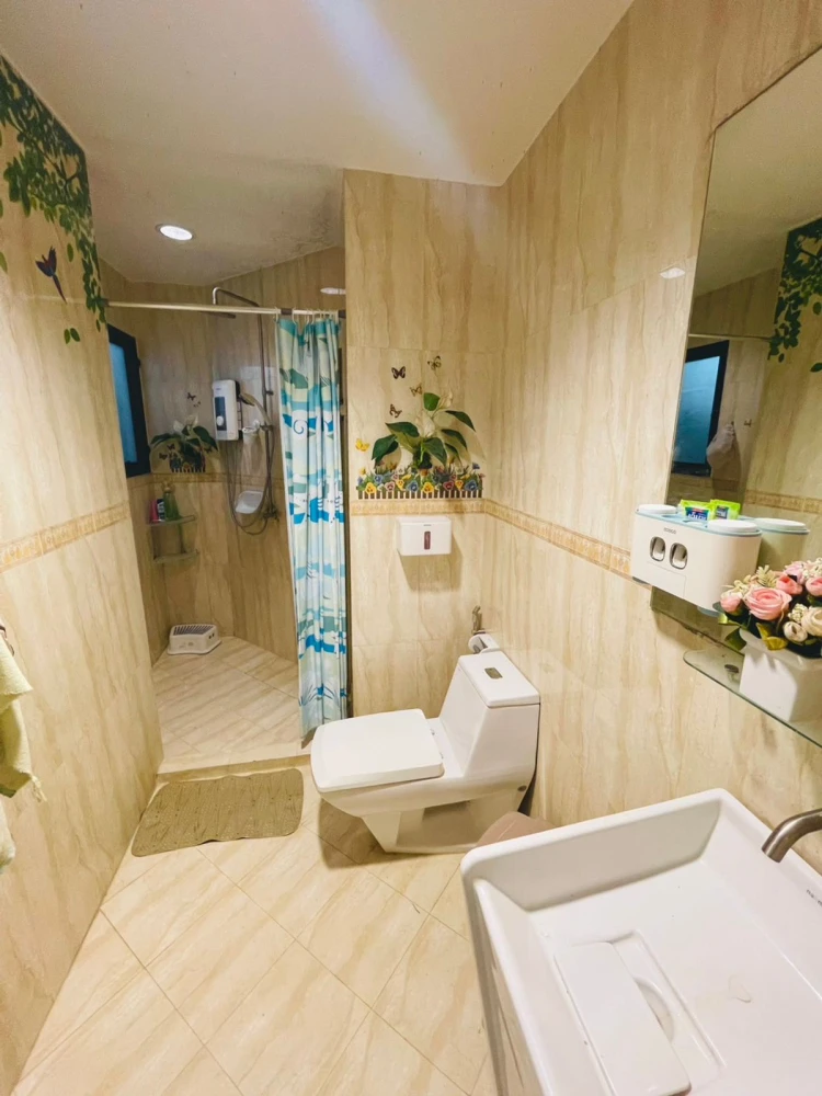 Urgent sale!! Condo Eksin Place, 11th floor, corner room, beautiful view, fully furnished, just bring your bags and move in. Don't miss out!!