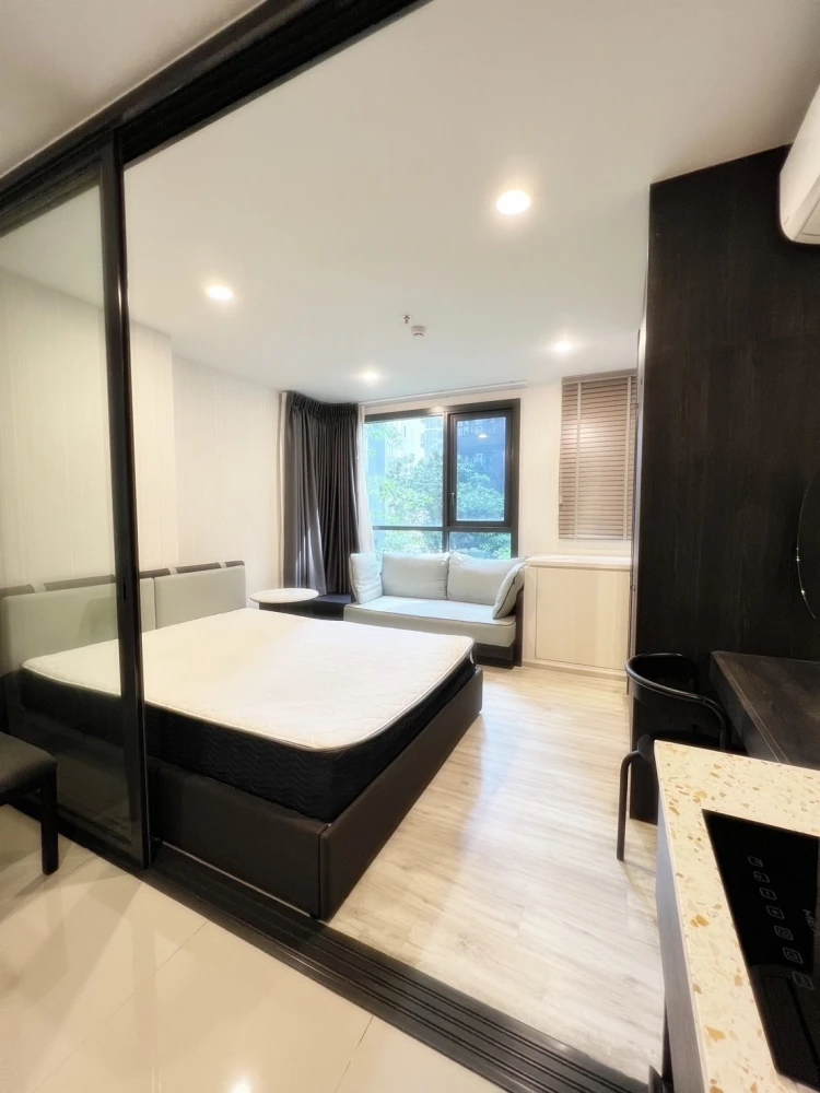 Urgent sale!! XT Huai Khwang Condo, 7th floor, Building B, corner room, garden view, beautiful room, ready to move in, hurry up and book now!!