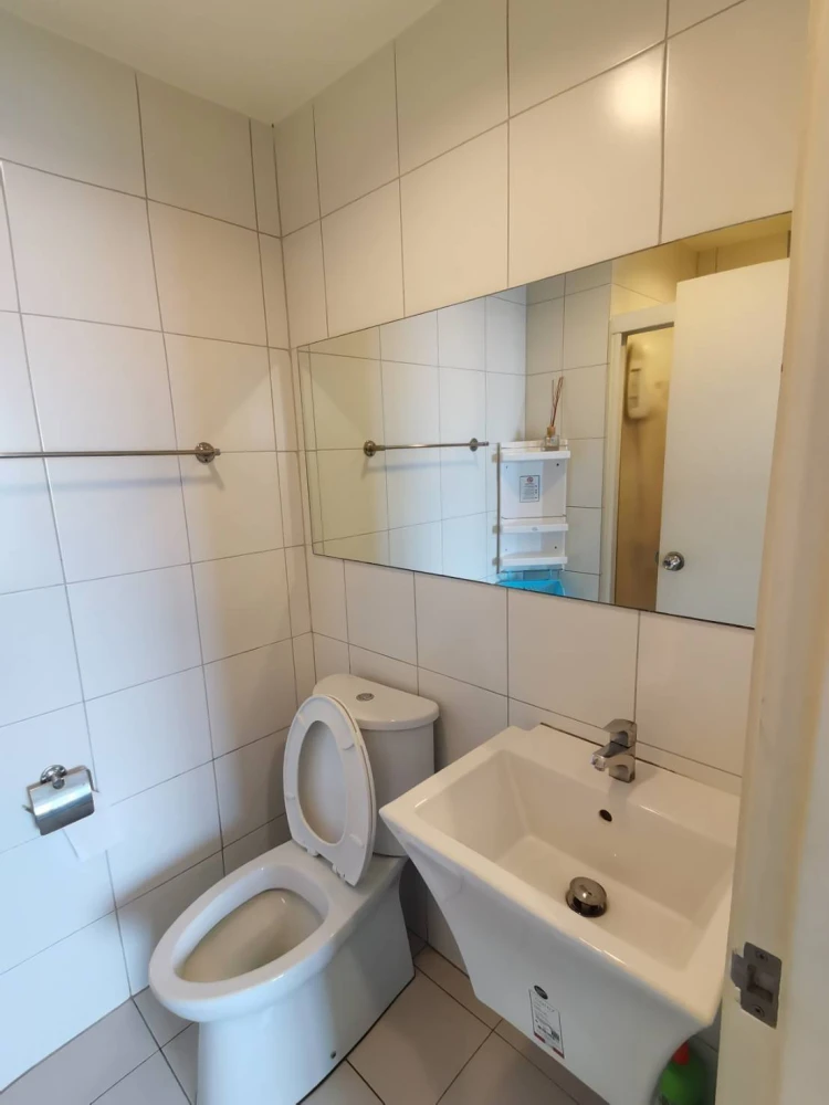 Urgent sale!! Condo Aspire Ngamwongwan, 27th floor, fully furnished, good price, ready to move in, don't miss it!!