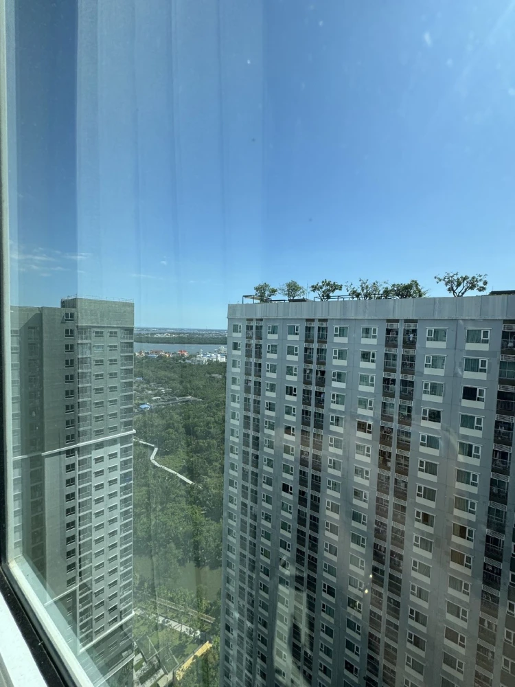 Urgent sale!! Condo Aspire Erawan, 30th floor, Building B, river view, beautiful room, good price, very suitable for investment, don't miss it!!