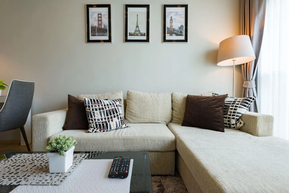 Urgent sale!! Noble Refine Condo, 25th floor, beautiful room, good price, fully furnished, ready to move in, don't miss it!!