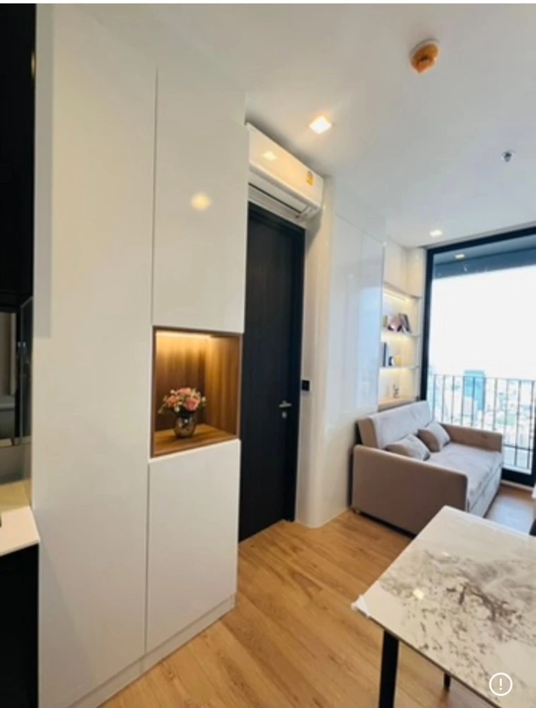 Urgent sale!! Noble Around Ari Condo, beautiful room on the 38th floor with panoramic views. Don't wait! Reserve now!!
