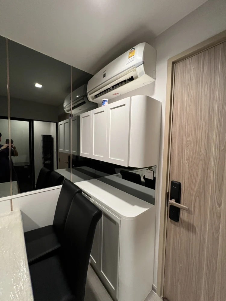 ขายด่วน!! คอนโด ไลฟ์ สาทร - เซียร์ร่า ห้องสวย บิ้วอินแนว Luxury- Modern สวยมาก พร้อมอยู่ จองเลย!!