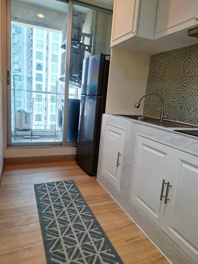 Urgent sale!! Condo Life @ Phahon-Ari, newly renovated room, ready to move in, don't miss it!!