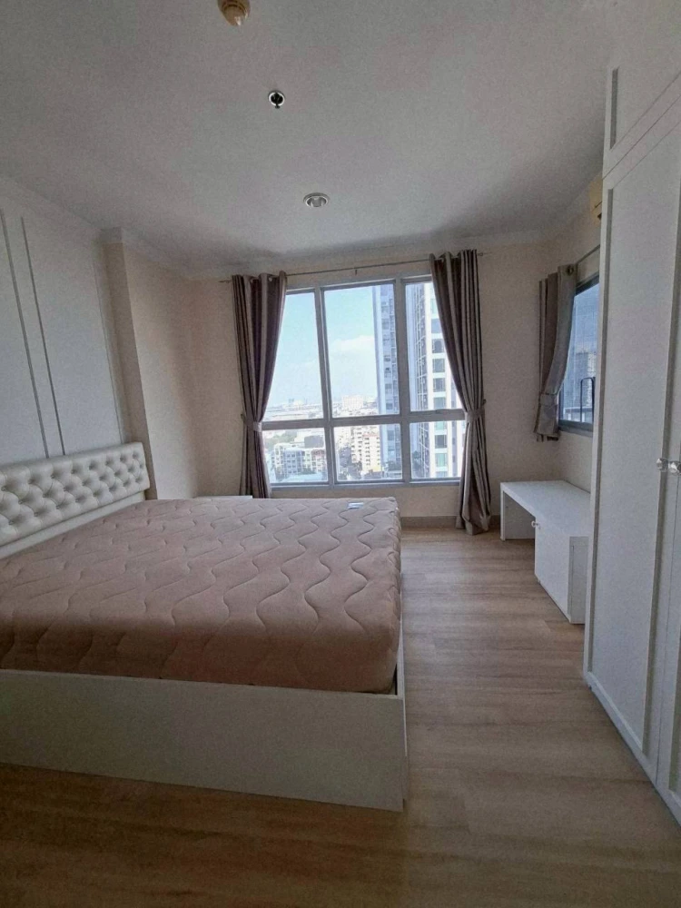 Urgent sale!! Condo Life @ Phahon-Ari, newly renovated room, ready to move in, don't miss it!!