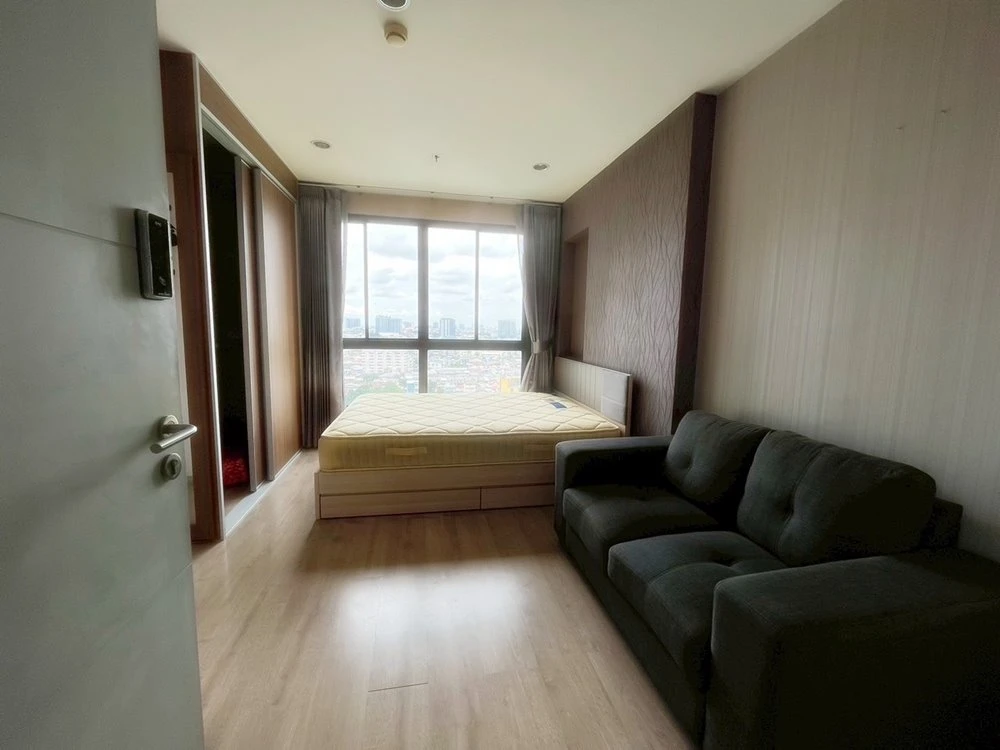 Urgent sale!! Condo Ideo Sathorn-Tha Phra, 14th floor, swimming pool and BTS view, fully furnished, good price, ready to move in, book now!!
