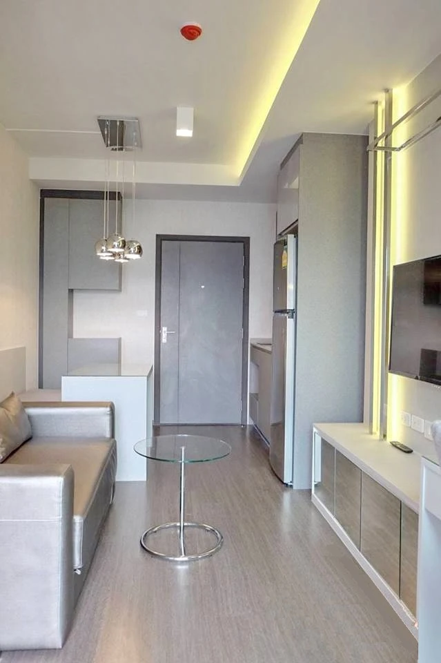 Urgent sale!! Condo Ideo Sukhumvit 93, 11th floor, Building B. Beautiful and very livable. Fully furnished. Ready to move in. Reserve now!!