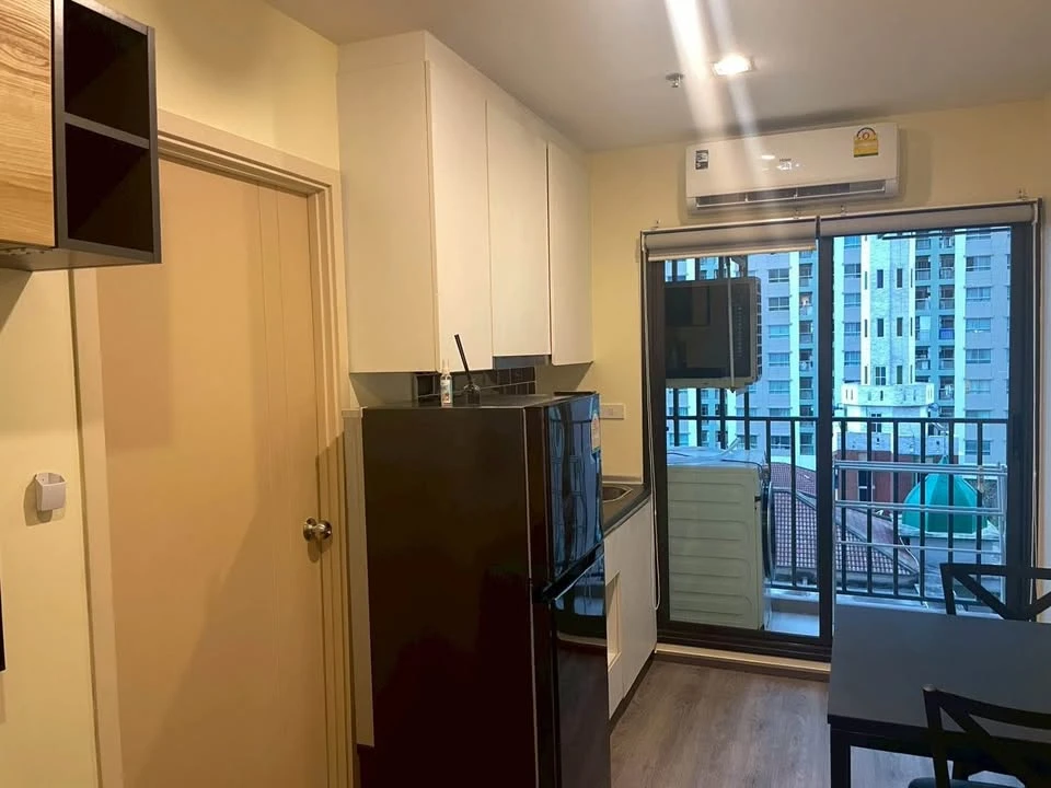 Urgent sale! Rich Park Triple Station condo, ready to move in, fully furnished. Own it today!