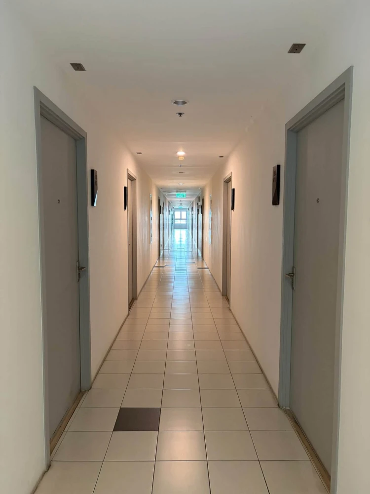 Urgent Sale! Chewathai Phetkasem 27 Condo, 20th floor, pool view. Everything you need for a convenient lifestyle—move-in ready; just bring your suitca