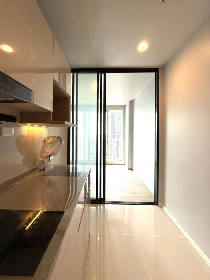 Urgent Sale!! Culture Thonglor, 15th Floor, Simplex Unit, Rare Location, Excellent Location, Reserve Now!!
