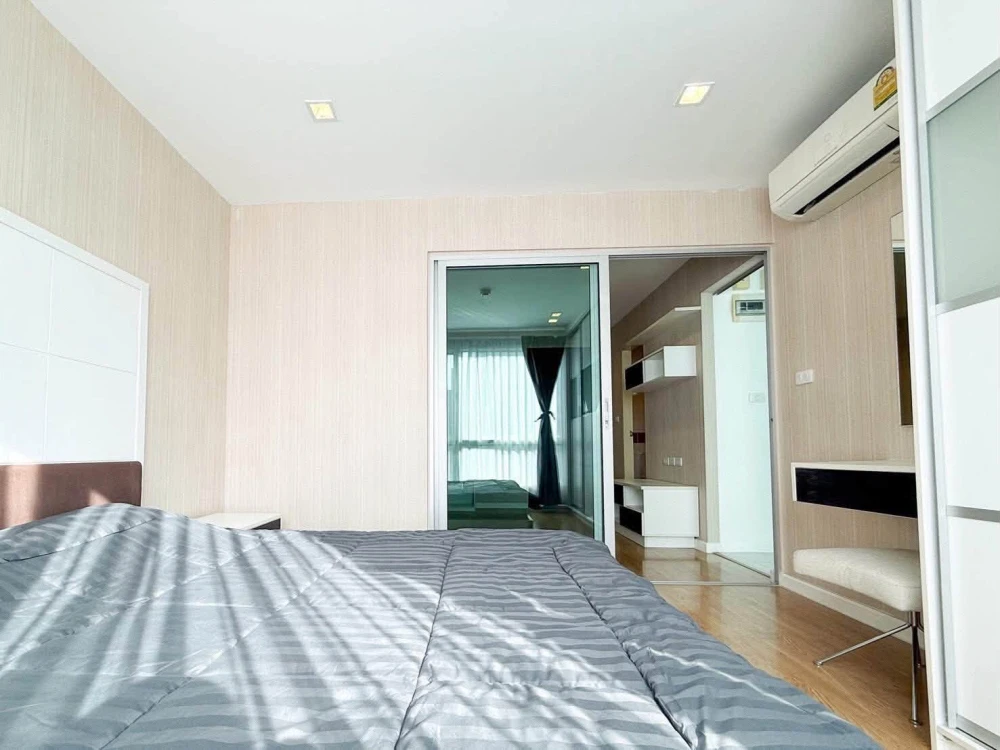 Urgent sale! Casa Condo Ratchada-Tha Phra, 3rd floor, Building A. Nice size, comfortable and not cramped. Own it today! Don't wait!