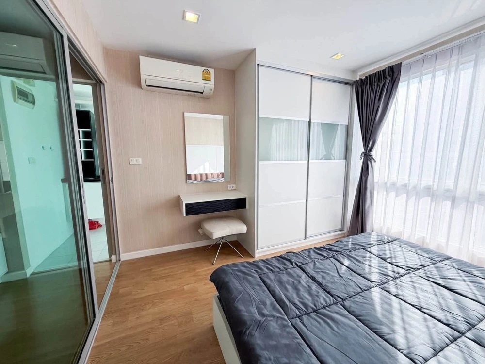 Urgent sale! Casa Condo Ratchada-Tha Phra, 3rd floor, Building A. Nice size, comfortable and not cramped. Own it today! Don't wait!