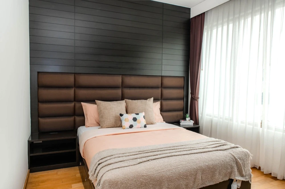 Urgent sale!! The Emporio Place, 23rd floor, beautifully decorated, built-in furniture. High view, don't wait, book now!!