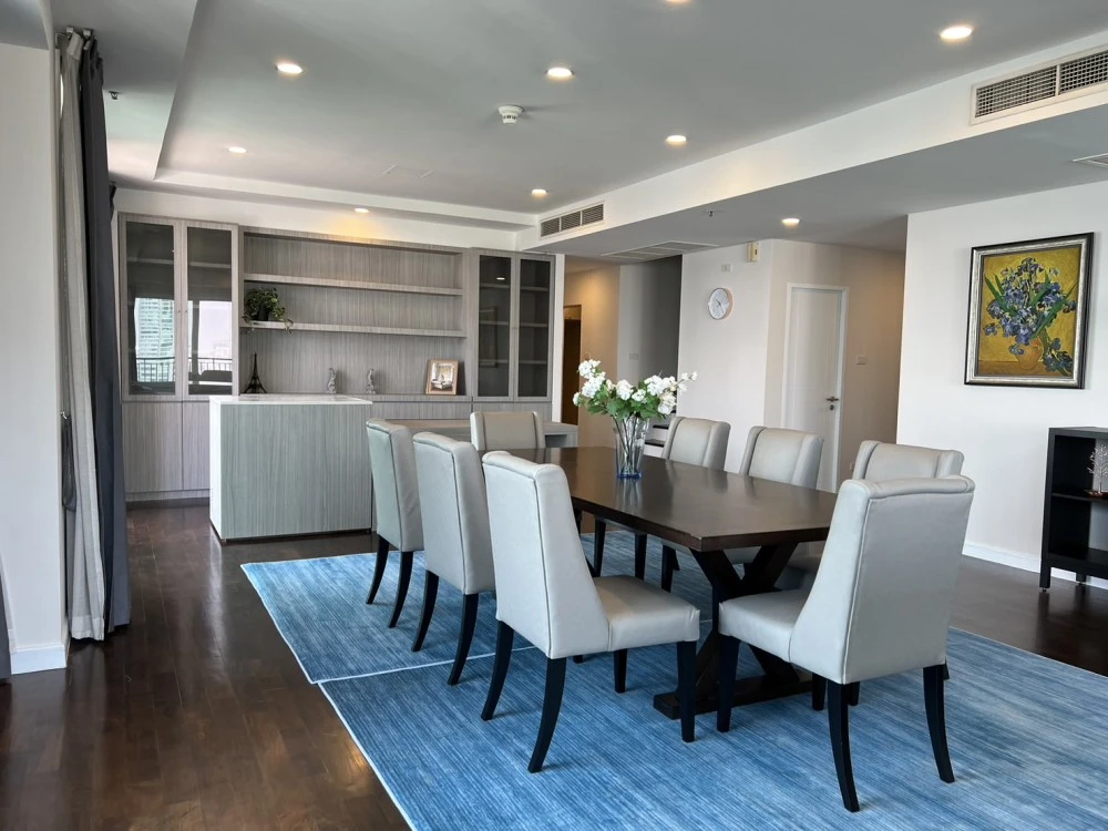 Urgent sale!! Siri Twenty Four house, 33rd floor, 2-storey luxury condo, spacious, fully furnished, ready to move in, hurry up and reserve now!!