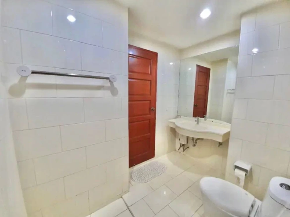 Urgent sale!! PG Rama 9 Condominium, 8th floor, corner room, beautiful room, fully furnished, ready to move in, good price, don't miss it!!