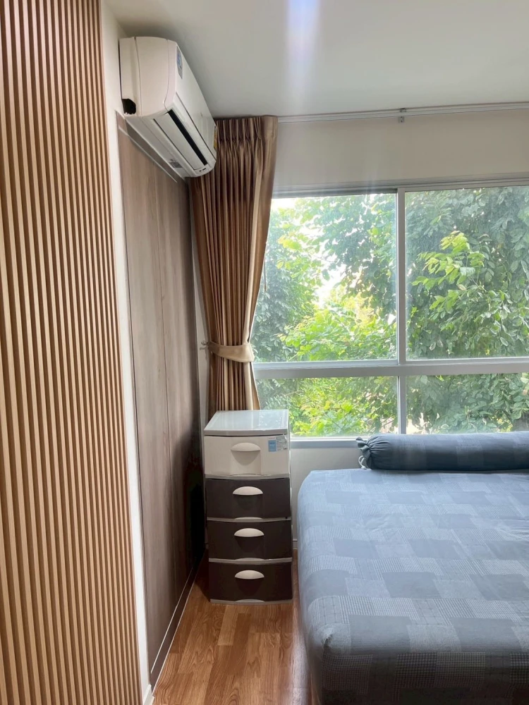 Urgent sale! Lumpini Mix Theparak-Srinakarin, ready-to-move-in unit. Fully furnished with appliances. Just bring your personal belongings and move in!