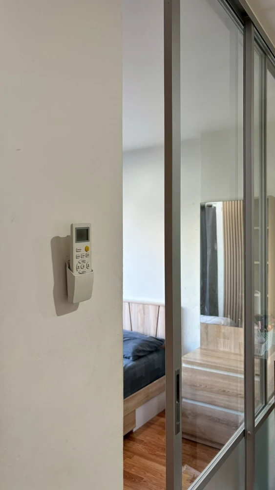 Urgent sale! Lumpini Mix Theparak-Srinakarin, ready-to-move-in unit. Fully furnished with appliances. Just bring your personal belongings and move in!