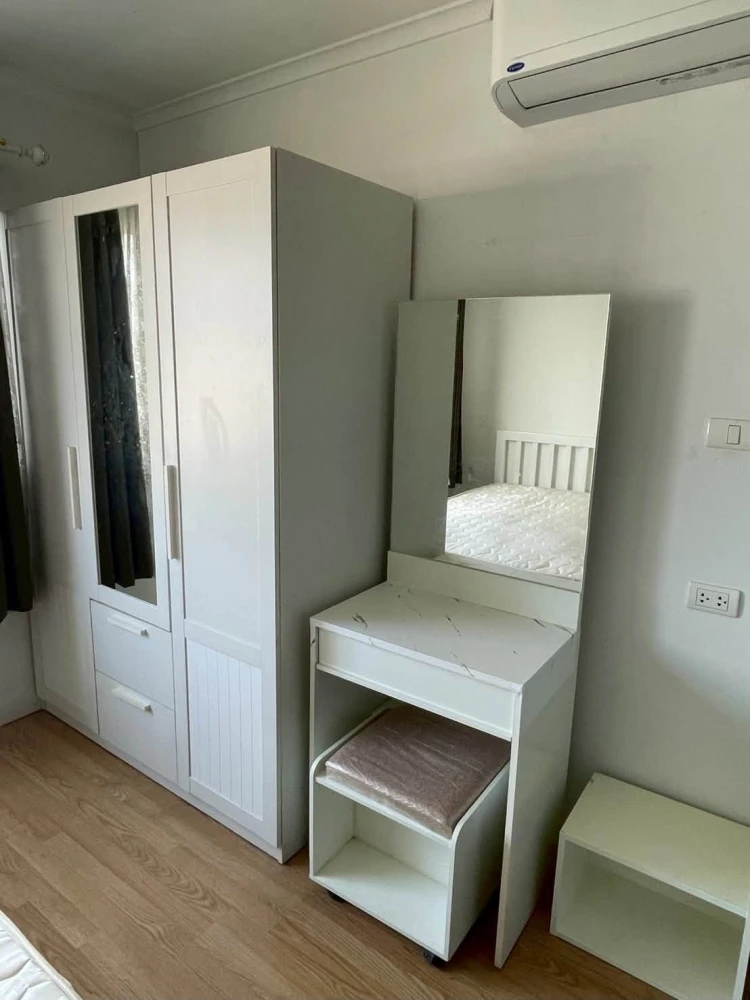 Urgent Sale! Lumpini Ville Prachachuen-Phongphet. Unit with a clearly separated room layout. Great price—make it yours today. Don't miss out!
