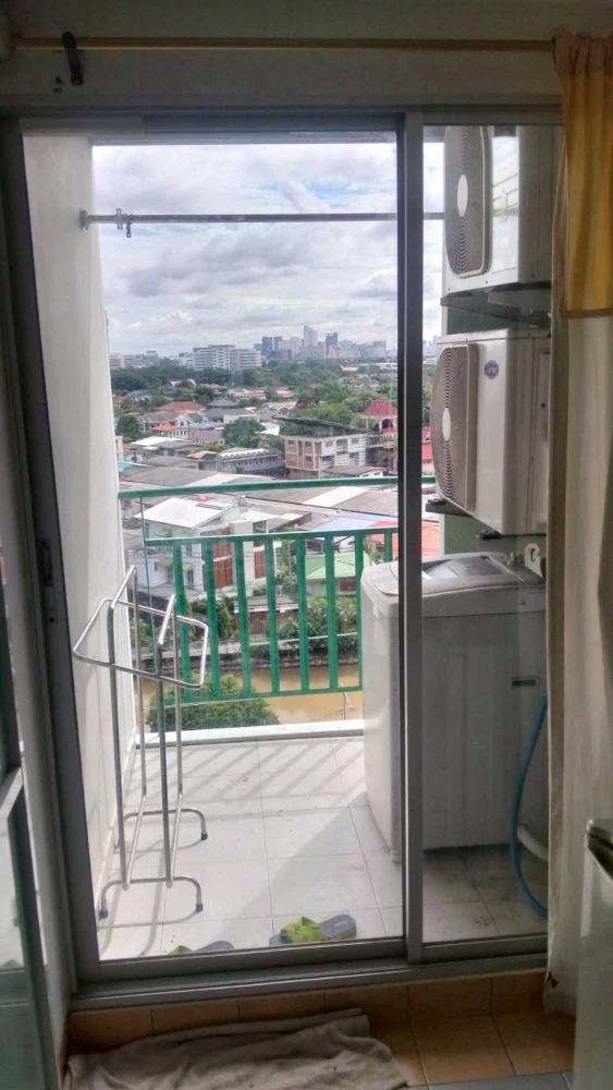 Urgent Sale! Lumpini Ville Prachachuen-Phongphet. Unit with a clearly separated room layout. Great price—make it yours today. Don't miss out!