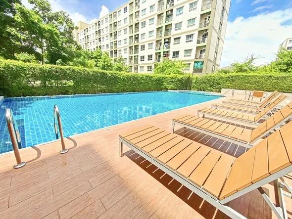 Urgent sale! Lumpini Ville Phra Nangklao-Riverview. Unfurnished unit at an attractive price—if you love interior decorating, this is one you definitel