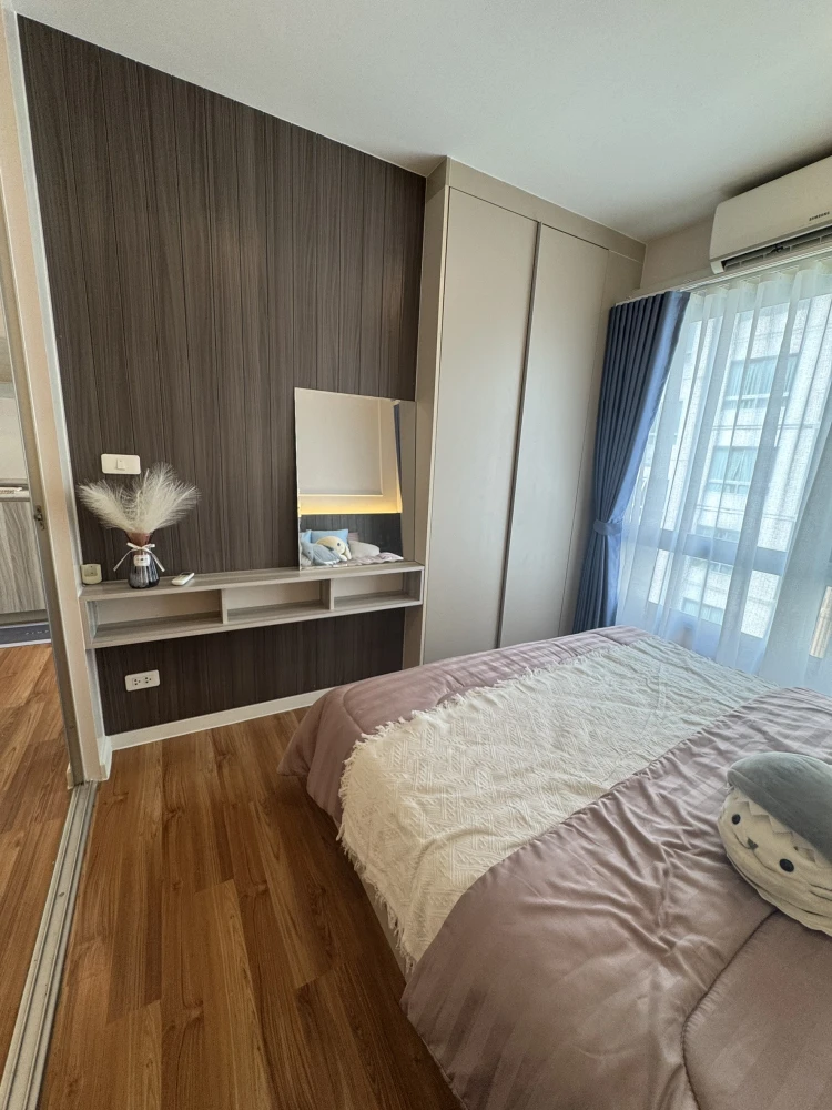 Urgent sale!! V Condo Lat Krabang, 3rd floor, Building B1, nice room, good price, ready to move in, don't miss it!!