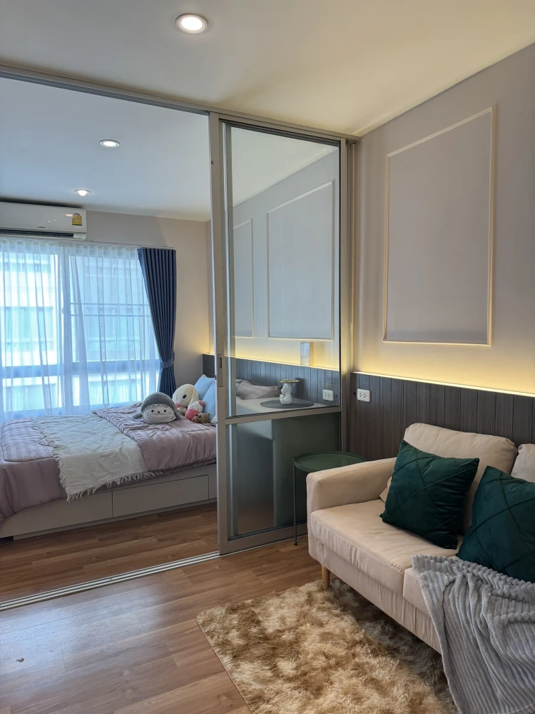 Urgent sale!! V Condo Lat Krabang, 3rd floor, Building B1, nice room, good price, ready to move in, don't miss it!!