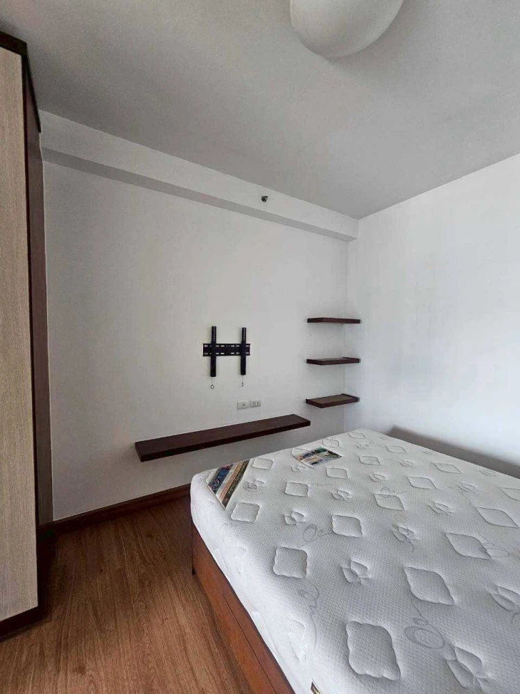 Urgent sale! Supalai Park Ratchayothin. Large, comfortable rooms with ample usable space. Book yours today! Don't miss out!