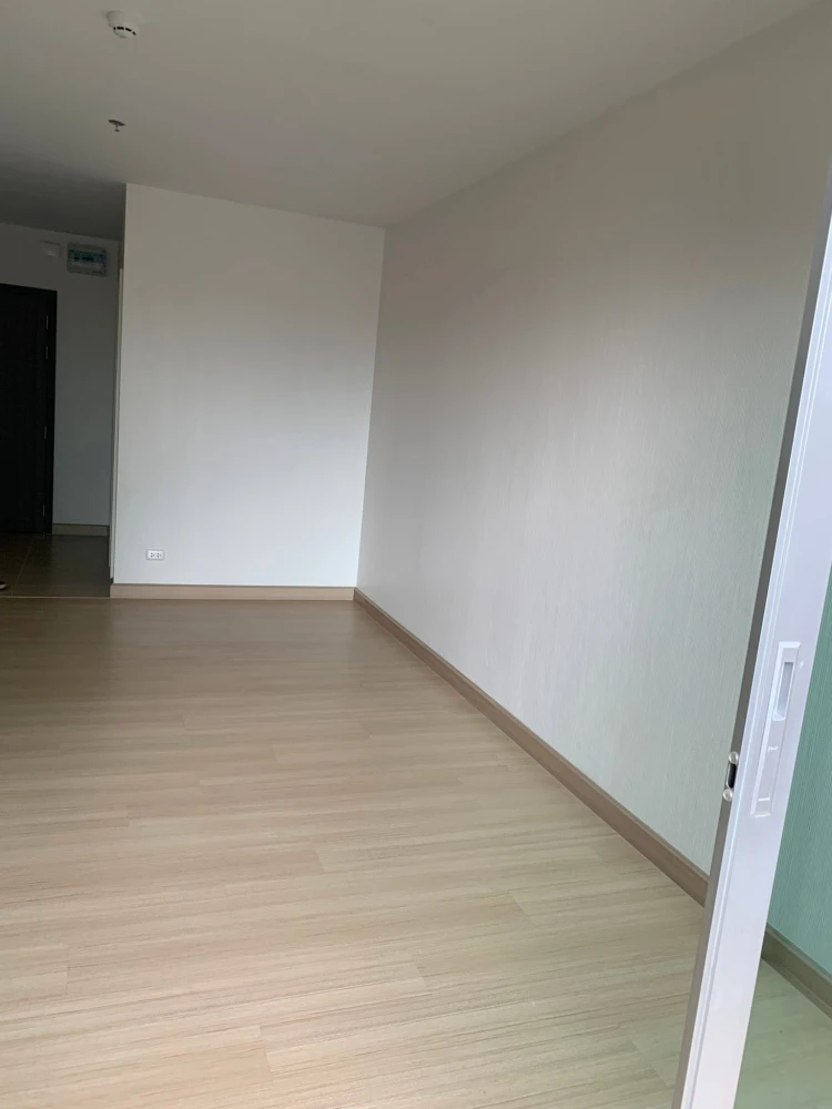 Urgent sale, Supalai Veranda, Phasi Charoen Station. The room is ready to move in. All convenient facilities, good price, come and reserve now.