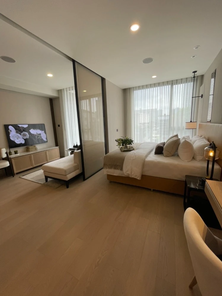 Urgent sale!! Origin Thonglor World, 6th floor, fully furnished, ready to move in immediately, great location, don't miss it!!