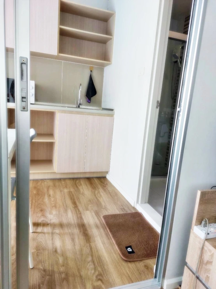 Urgent sale!! Izzy Condo Suksawat, 8th floor, beautiful and very livable, fully furnished, ready to move in. Reserve now!!